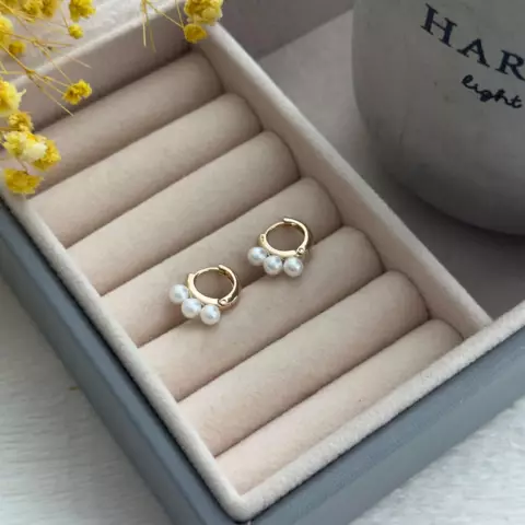 An image of a product called mini mirvarili sırğa