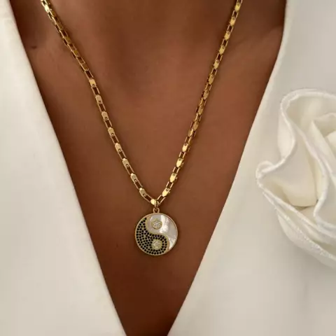 An image of a product called " in yan" boyunbağı