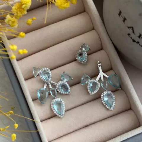 An image of a product called mavi qaşlı sırğa