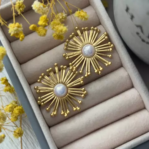 An image of a product called mirvari detallı sırğa