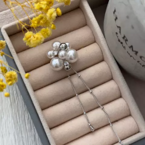 An image of a product called mirvarili cuff