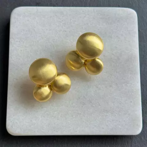 An image of a product called üç toplu vintage sırğa