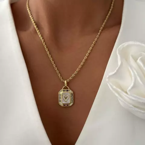 An image of a product called sədəfli ürək detallı boyunbağı