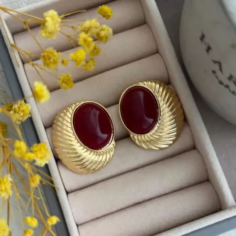 An image of a product called bordo sırğa