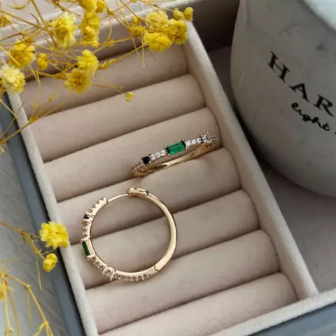 An image of a product called yaşıl qaşlı halqa sırğa