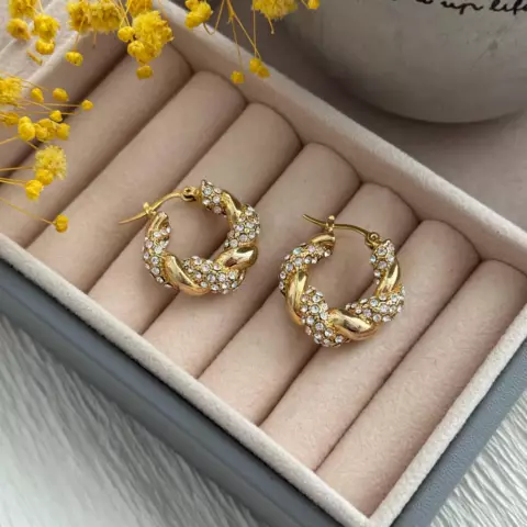 An image of a product called qaşlı burma halqa sırğa