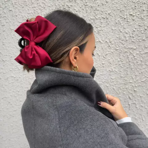 An image of a product called bordo bantikli saç aksessuarı