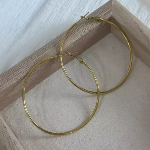 qızılı halqa sırğa