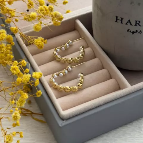An image of a product called mirvarili ürək sırğa