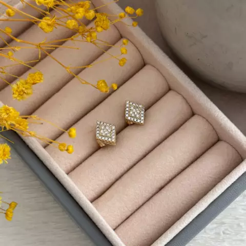 An image of a product called romb fiqurlu sırğa