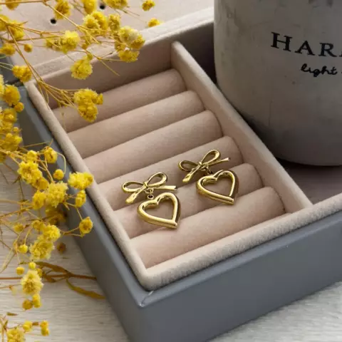 An image of a product called bantikli ürək sırğa