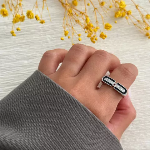 An image of a product called üzük