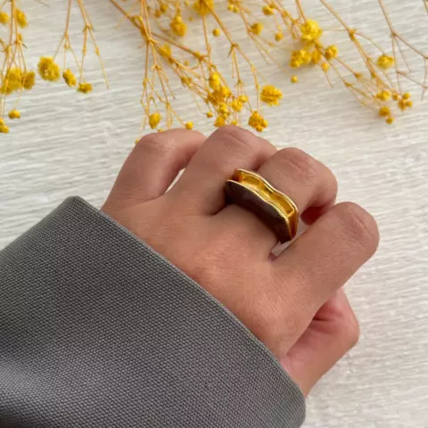 An image of a product called üzük