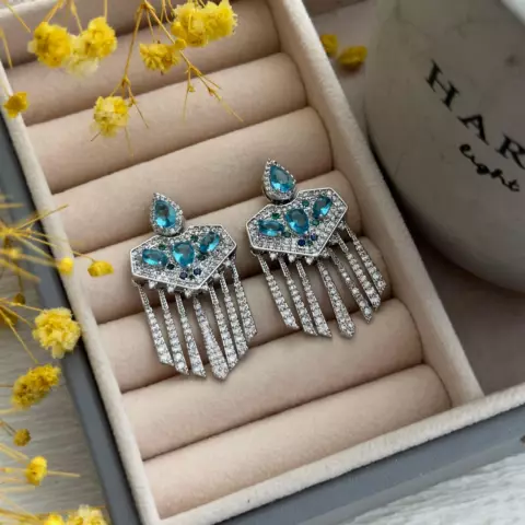 An image of a product called mavi zirkon qaşlı sırğa